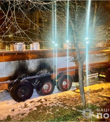 В Одесі чоловік підпалив вантажівку, бо вона закривала краєвид із його вікна