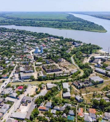 У Вилковому олені гостювали у садках та городах місцевих: як проблему вирішували природоохоронці з громадою