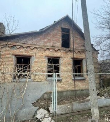 Наслідки ворожих обстрілів Дніпропетровщини: десятки руйнувань, три людини дістали поранення, зокрема 16-річний хлопець.&amp;hellip;