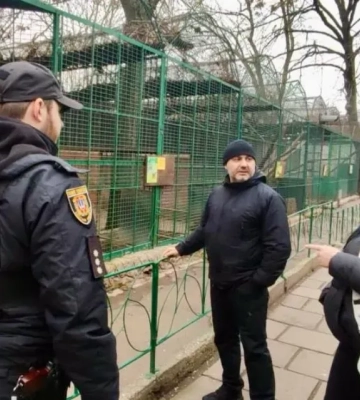 Напад леопарда: за фактом інциденту в одеському зоопарку поліцейські розпочали кримінальне провадження