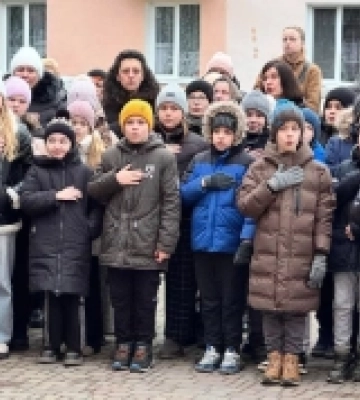 На фасаді Здолбунівського ліцею №3 відкрили пам’ятну дошку Валентину Гмираку
