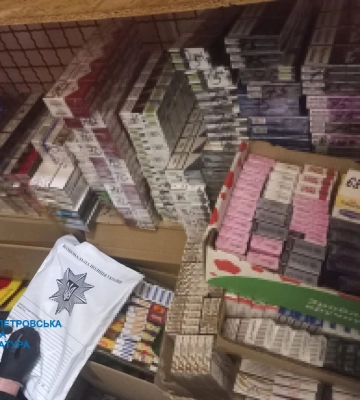 У Кам’янському викрито мережу збуту контрафактних цигарок відомих брендів, - прокуратура