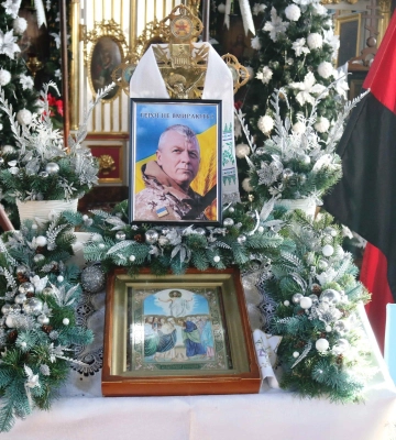 На Волині попрощалися з військовим Валерієм Гриневичем