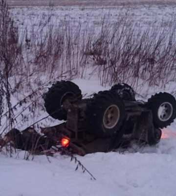 Водій втік: у Луцькому районі квадроцикл злетів у кювет, травмувався 26-річний пасажир