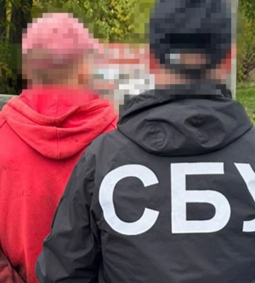 Жителі Коростишівської громади незаконно торгували зброєю
