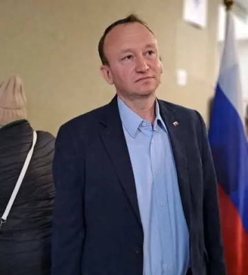 У Бердянську підірвали авто, яке ймовірно належить «голові» окупаційної «ради» міста – ЗМІ