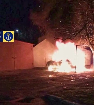 У Бердянську зранку вибухнула автівка. Ймовірно, намагались ліквідували голову окупаційної ради Нечета, - Андрющенко. ФОТО