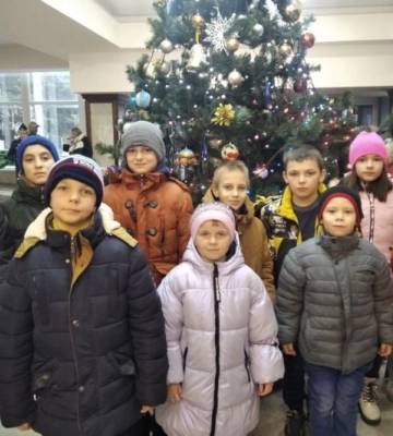 Оккупанты устроили «развлечения» для школьников в Мелитополе: дети промерзли и заболели (скрин)