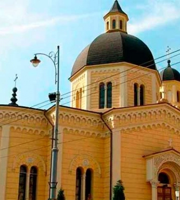 Коли у храмах Чернівців проводитимуть різдвяні богослужіння (РОЗКЛАД)