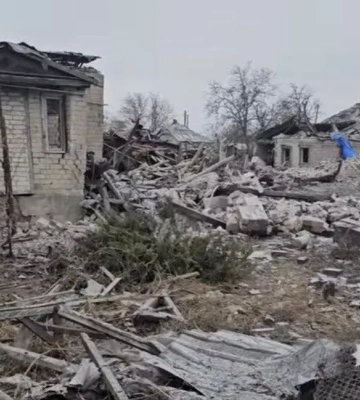 Безлюдне селище: фронтову Іванівку на Донеччини покинули останні троє жителів
