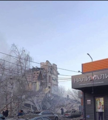 Знову житловий будинок: у Святвечір росіяни вдарили ракетою по Кривому Рогу