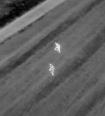 Прикордонники затримали 2 порушників за допомогою фотопастки та дрона на Буковині, - ДПСУ. ВІДЕО+ФОТОрепортаж