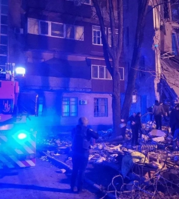 Удар рф по будинку в Кривому Розі: помер чоловік, якого дістали з-під завалів