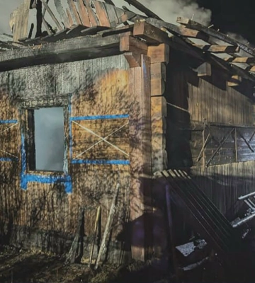 Під час пожежі у житловому будинку на Рівненщині вогнеборці виявили тіло чоловіка