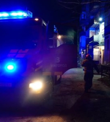 Ужгородщина лідирує за кількістю пожеж серед інших районів області: Рятувальники ліквідували пожежу в багатоповерхівці