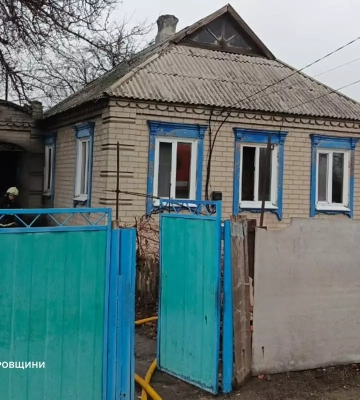 На Дніпропетровщині під час пожежі у приватному будинку загинула літня людина