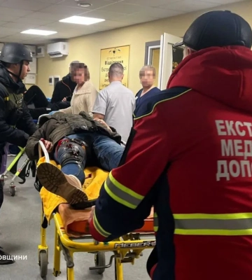росіяни атакували центральний ринок у Нікополі: 6 постраждалих