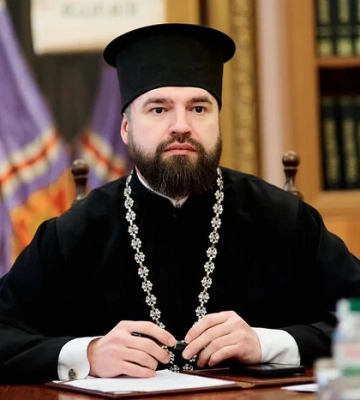 У Києві хуліган розтрощив позашляховик ректора богословської академії: вердикт суду