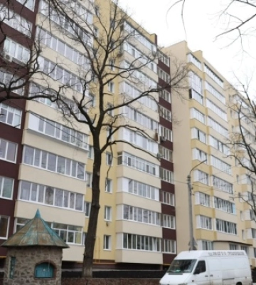 В Ірпені відновили ще одну багатоповерхівку, пошкоджену під час бойових дій