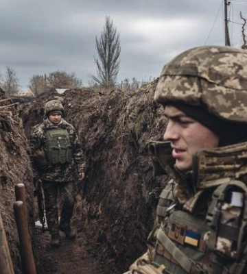 Неякісні спальники для ЗСУ за 30 млн гривень: підозру отримав керівник підприємства