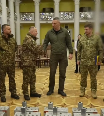 Від громади Києва на фронт відправились 58 систем РЕБ, - Кличко