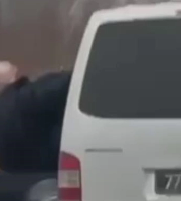 У Дніпрі чоловік вистрибнув з машини та втік від військових: ТЦК коментує подію