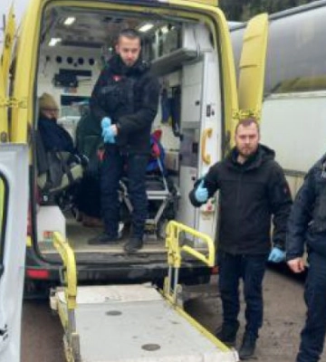 З прифронтових сіл Херсонщини евакуювали два подружжя