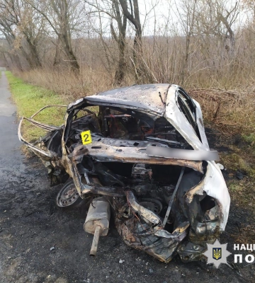 ДТП на Черкащині: після зіткнення легковиків вони обидва спалахнули. ФОТО