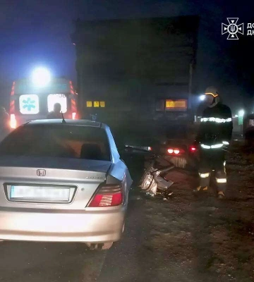 На автошляху Дніпропетровщини сталася моторошна автотроща з постраждалими