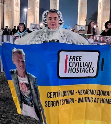 Дружина полоненого журналіста із Херсонщини організувала адвокаційний тур на підтримку незаконно ув'язнених українців