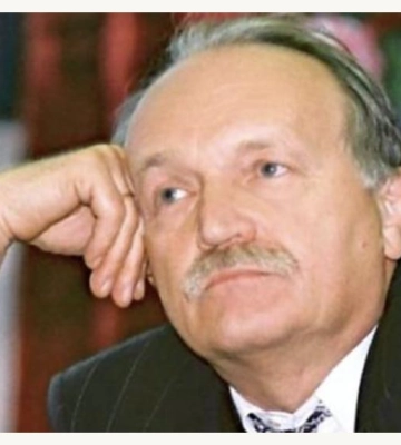 Пам'ятна дошка українському політику В’ячеславу Чорноволу знищена вандалами у Дніпрі
