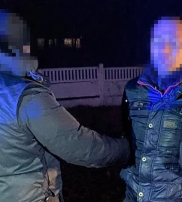 СБУ затримала агентів РФ, які підірвали вибухівку біля ТЦК на Житомирщині