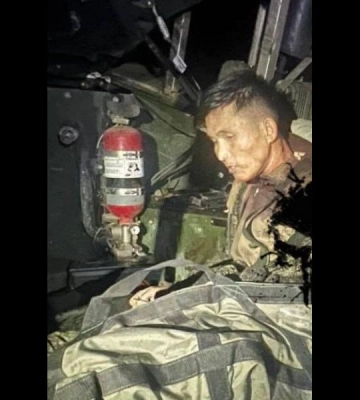 Південна Корея передала 300 тисяч підручників для учнів десятих класів