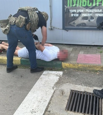 На Львівщині викрили схему поборів з підприємців-імпортерів квітів