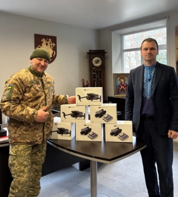 Громада на Волині передала військовим необхідні на фронті речі
