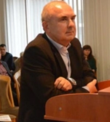 Ректора Рівненської медичної академії ще на місяць відсторонили від роботи