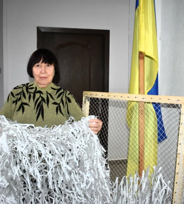 Це для військових - оберіг, а для них частина життя: історія шкільного колективу Дніпра