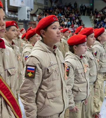 Ще 40 дітей в окупації залучили до «Юнармії» — Лубінець пояснив, чому це порушення їхніх прав