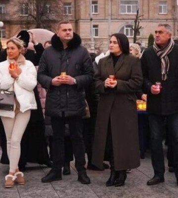 Секретар Черкаської міської ради Тренкін записав люксові автівки на водія, а його дружина носить брендові сумки за десятки тисяч&amp;hellip;