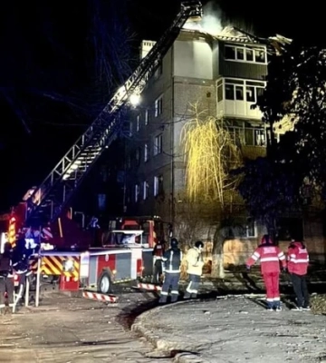 Атака &quot;Шахедів&quot; на Миколаїв: пожежу в багатоповерхівці ліквідовано, минулося без постраждалих