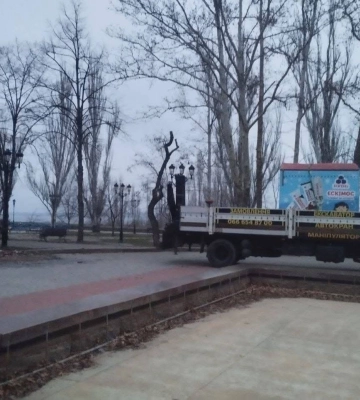 У Миколаєві демонтували тимчасові споруди на Флотському бултварі