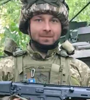 Загинув понад рік тому, а тепер повертається «на щиті»: на Волині проведуть в останню дорогу Героя Вадима Слєпцова