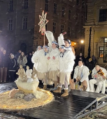 Як у Львові на площі Ринок святкували Різдво. Фото