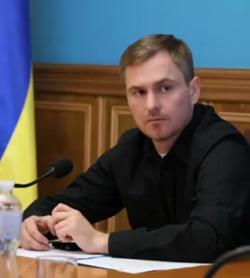 Уряд погодив звільнення Кравченка та Проніна з посад глав Київської та Полтавської ОВА