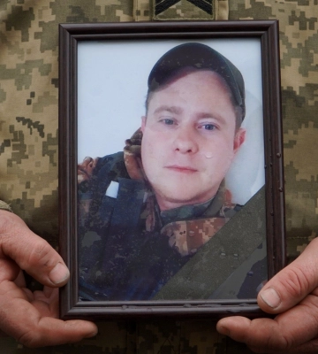 На Волині провели в останню дорогу воїна Олександра Мазурка