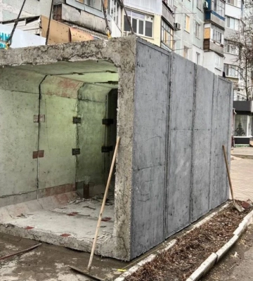 У Херсоні встановили мобільне укриття за бюджетні кошти