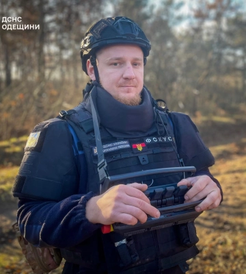 Безпечне життя на рідних землях: одеські піротехніки розміновують деокуповані території 