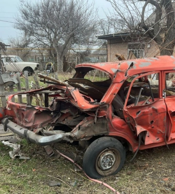 Війська РФ майже 20 разів обстріляли Нікопольський район - пошкоджені будинки, авто й АЗС
