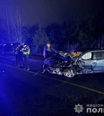 На Житомирщині встановлюють обставини ДТП з травмуванням шістьох людей 