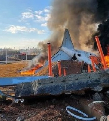 Кількість загиблих у катастрофі літака в Південній Кореї зросла до 62 осіб